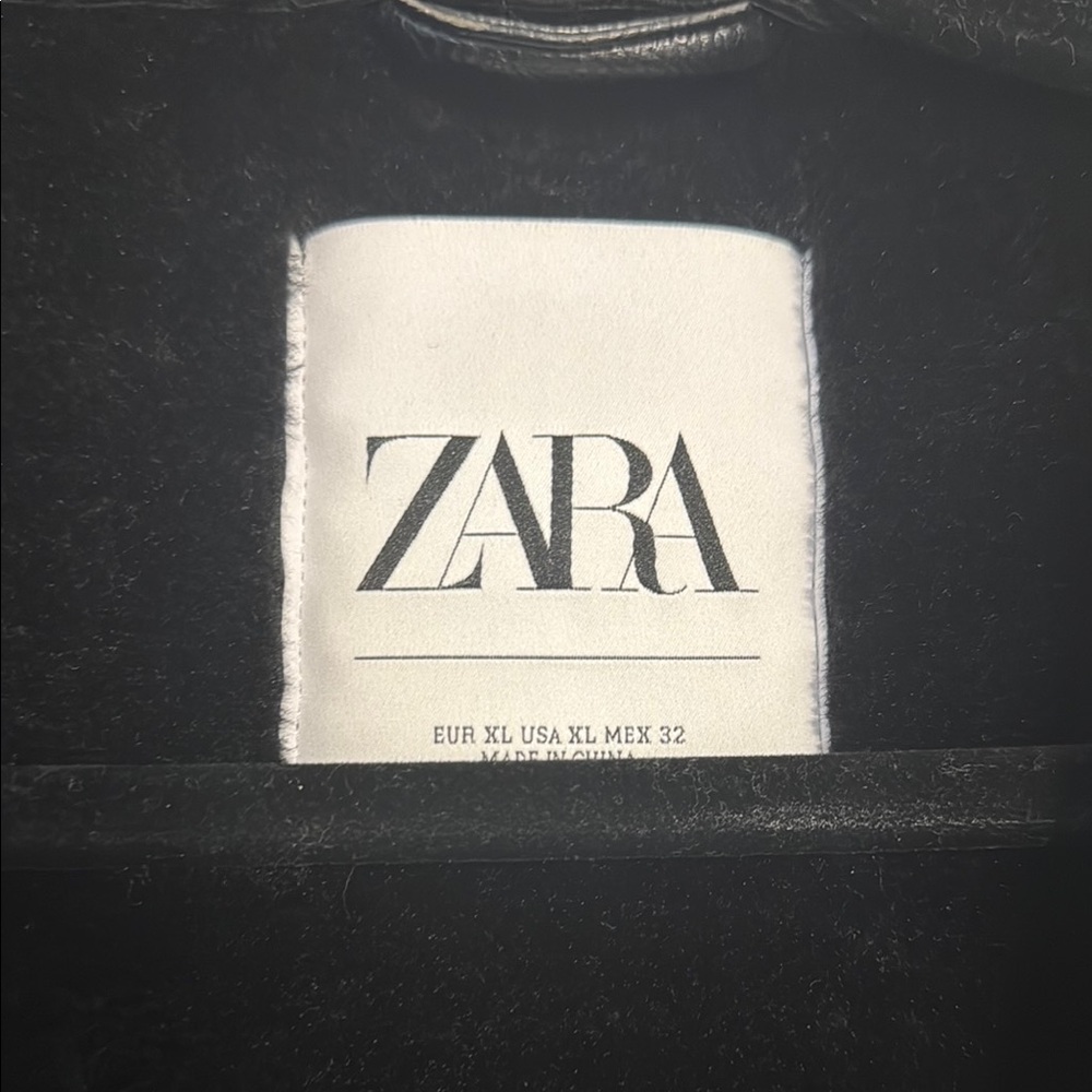 ZARA Black faux Leather Jacket with Fur Collar NWOT - Picture 3 of 7